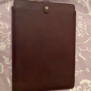 Portland Leather Goods PLG laptop sleeve PLUM